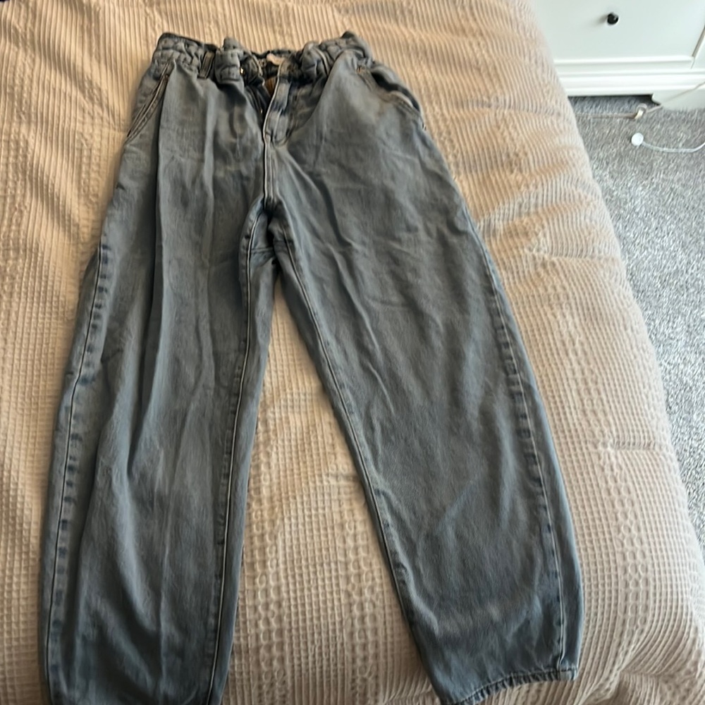 Zara jeans